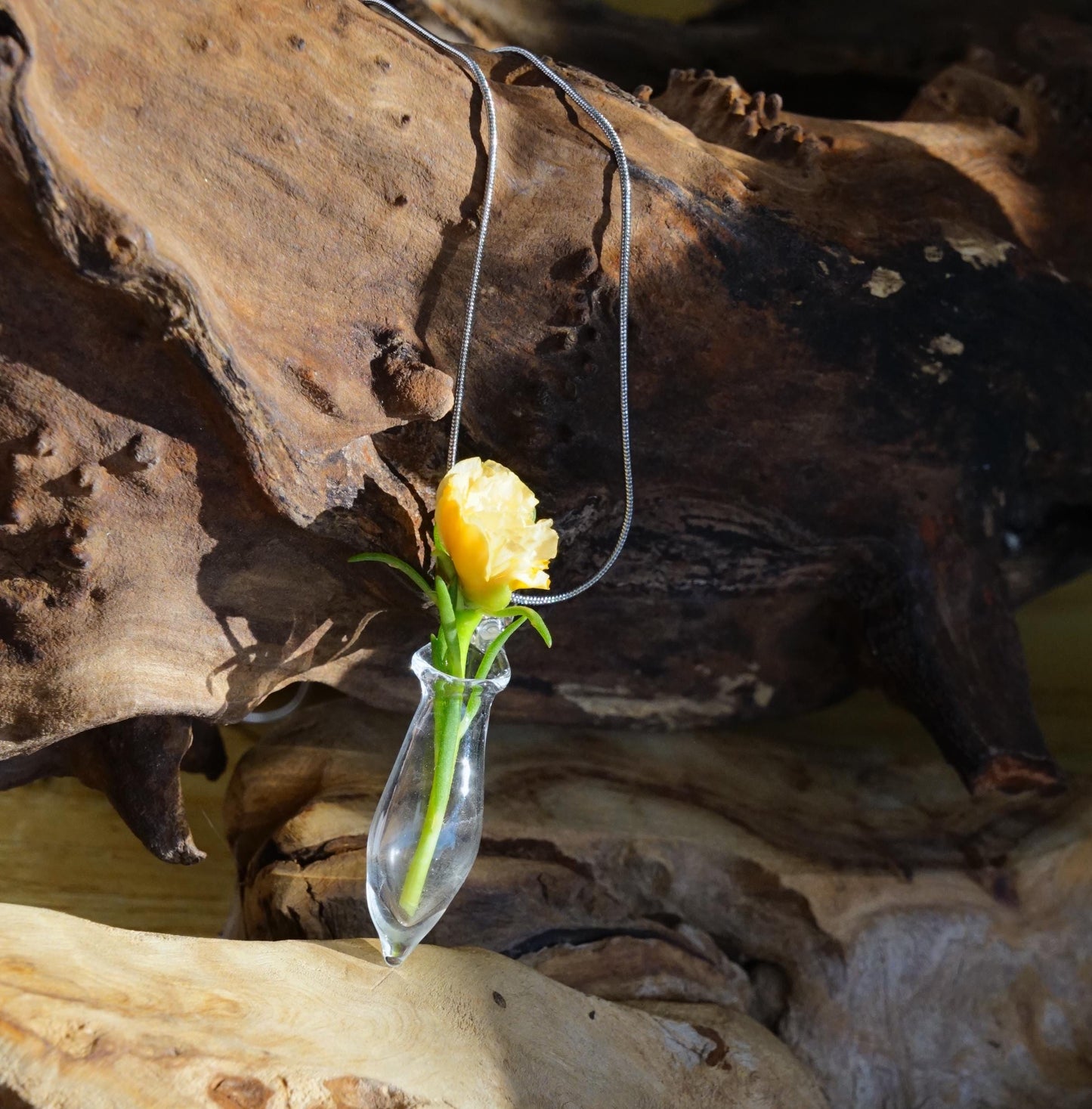 Glass Mini Vase Necklace, Wearable Terrarium Pendant, Living Flower Jewelry, Lampwork Vial for Dried Flowers, Gardener Gift