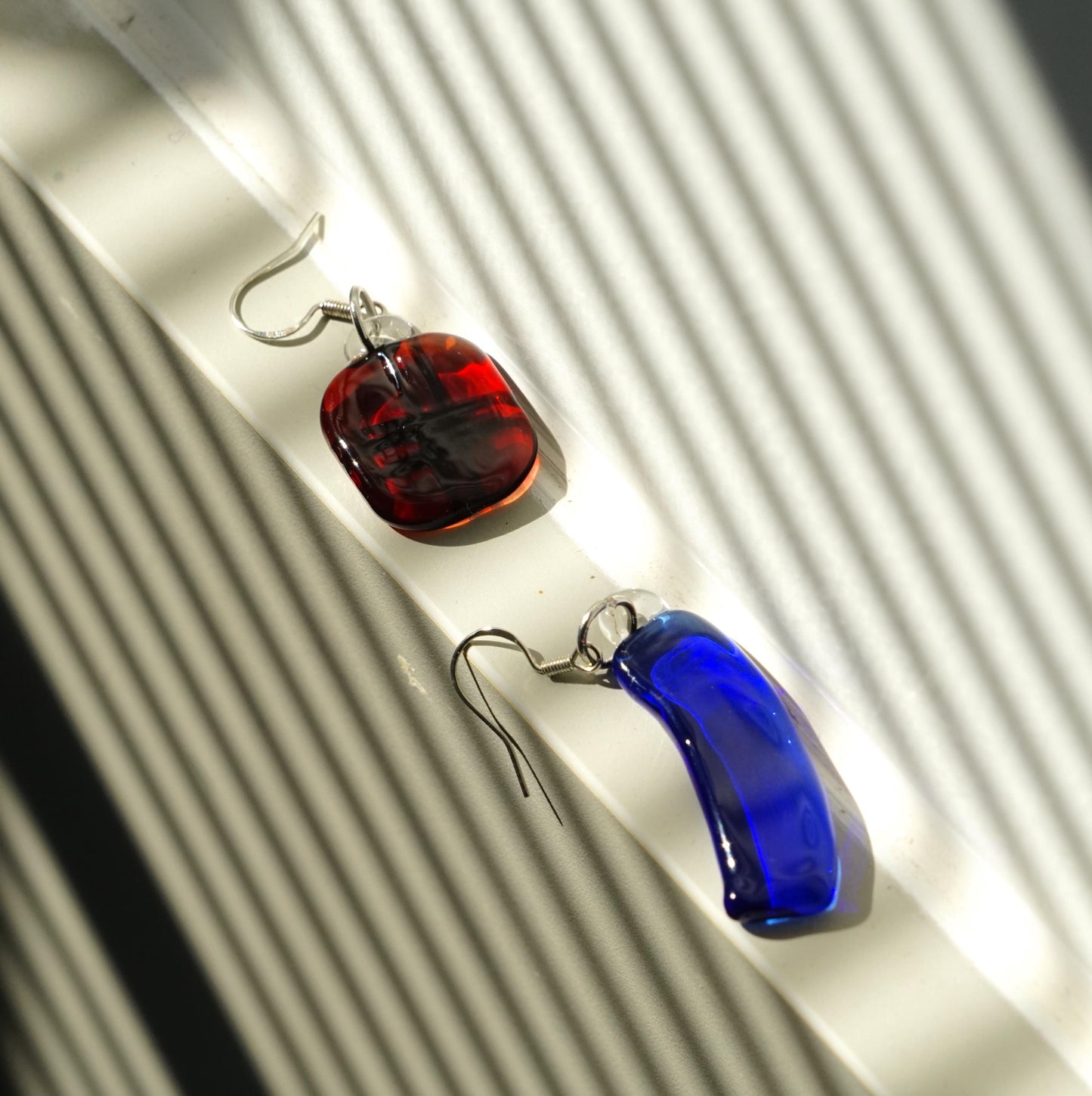Mondrian Inspired Asymmetrical Glass Earrings, Geometric Lampwork Dangles, Red & Cobalt Blue 925 Silver Hooks, Gift for Her