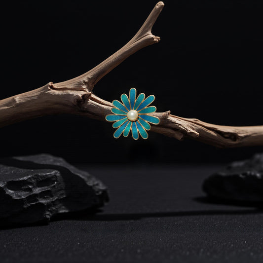 Daisy Brooch With Pearl, Fine Peacock Feather Art, Handmade Flower Jewelry, Unique Christmas Gift