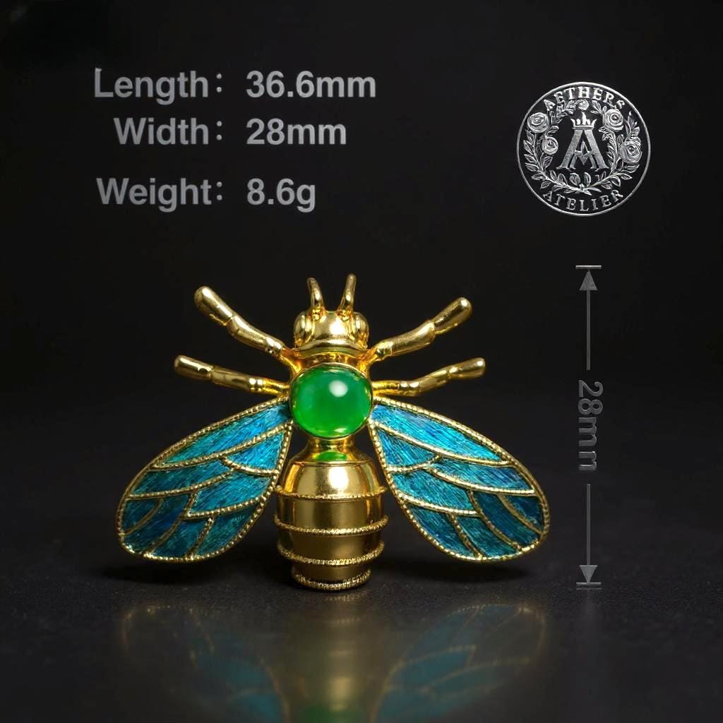 Queen Bee Brooch with Agate, Handmade Nature Inspired Insect Pin, Good Luck Charm, Meaningful Gift for Her