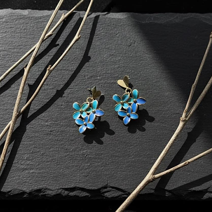 Blue Hydrangea Flower Stud Earrings, Feather Art Jewelry, Vintage Style Forget Me Not, Romantic Gold Heart Gift for Her