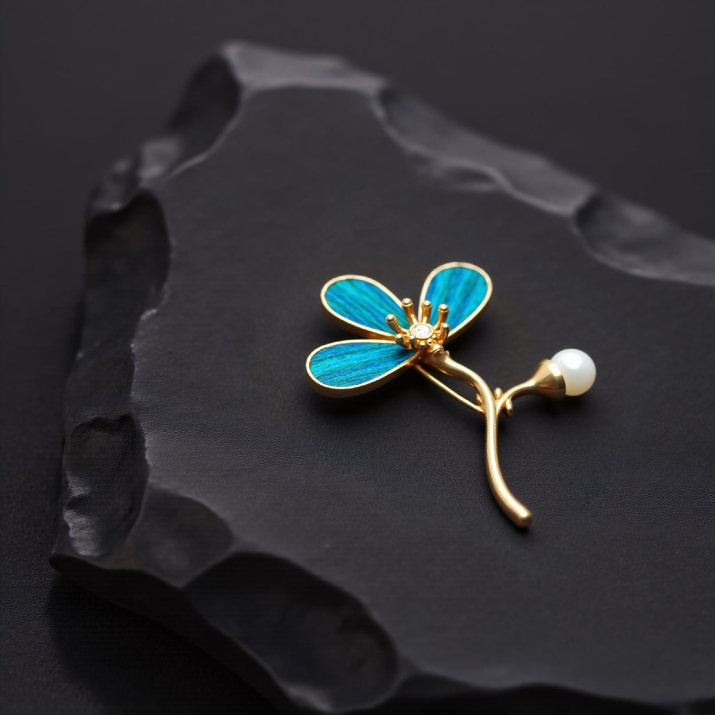 Clover Flower Brooch with Pearl, Vintage Style Peacock Feather Pin, Botanical Jewelry, Dian Cui / Tian Tsui Art