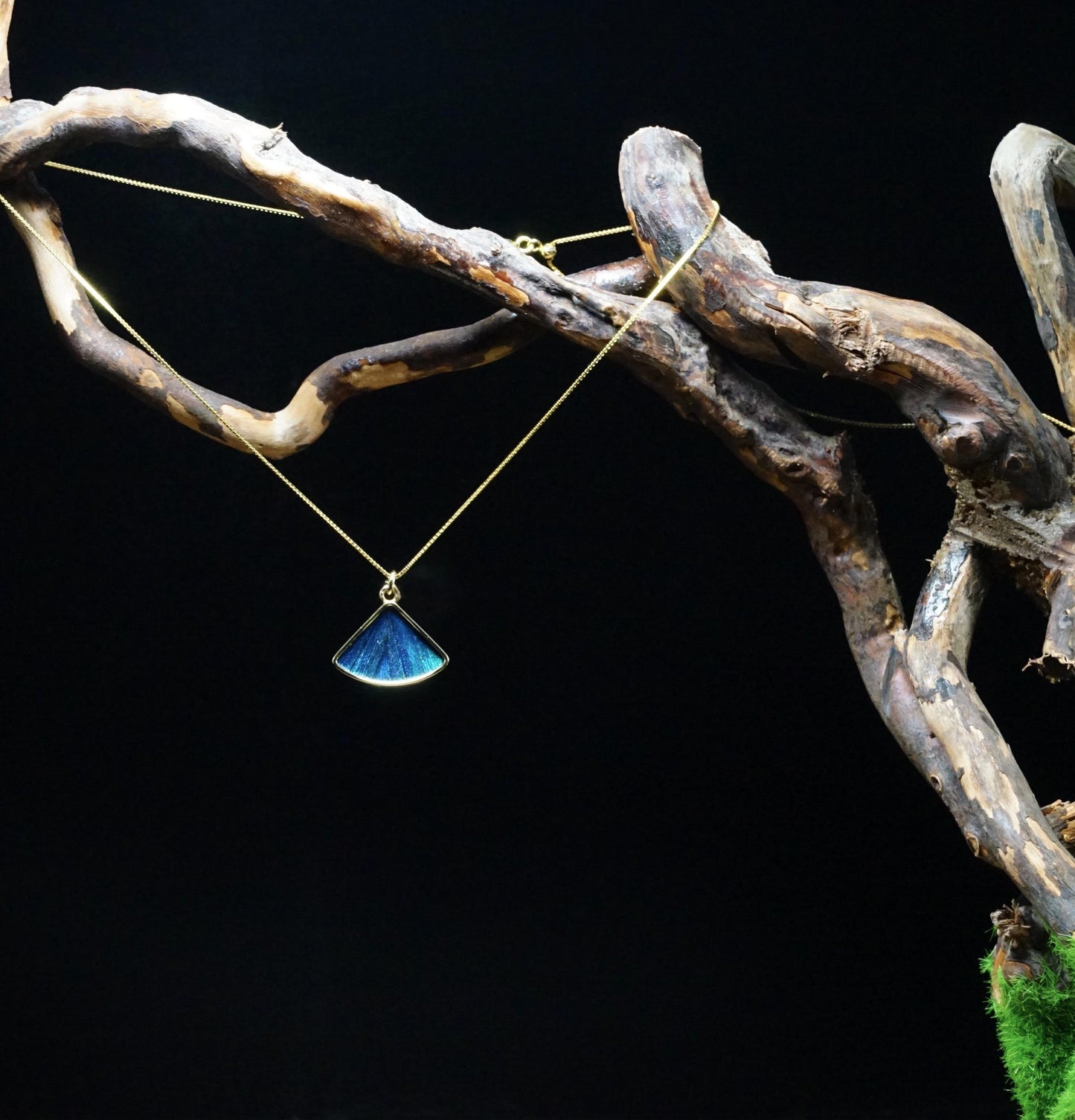 Elegant Blue Pendant, Minimalist Gold Necklace with Peacock Feather, Dainty Geometric Jewelry, Gift for Her