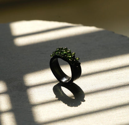 Green Moss Bubble Glass Ring