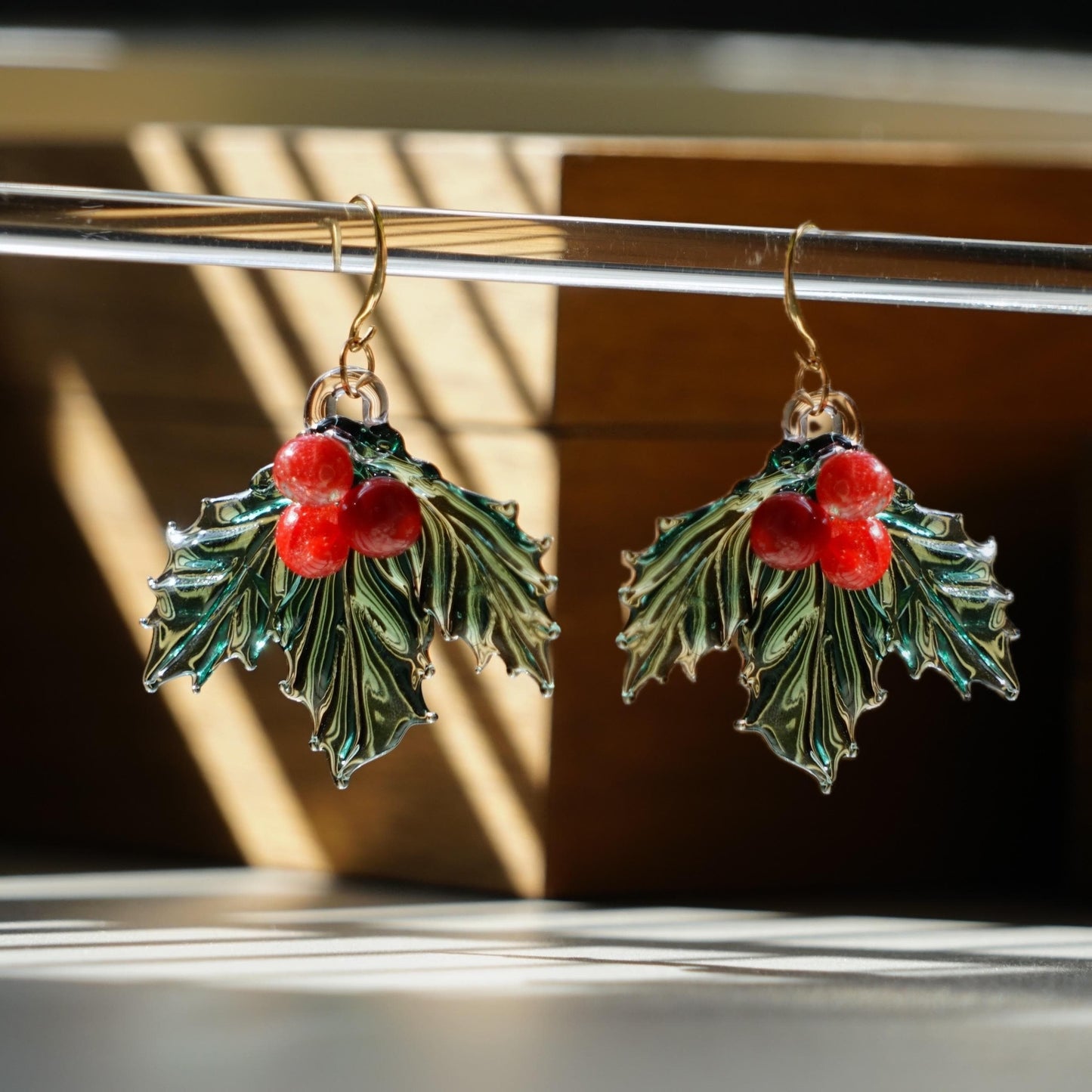 Christmas Holly Necklace, Lampwork Glass Mistletoe Pendant, Red Berry Yule Gift, Winter Solstice Charm