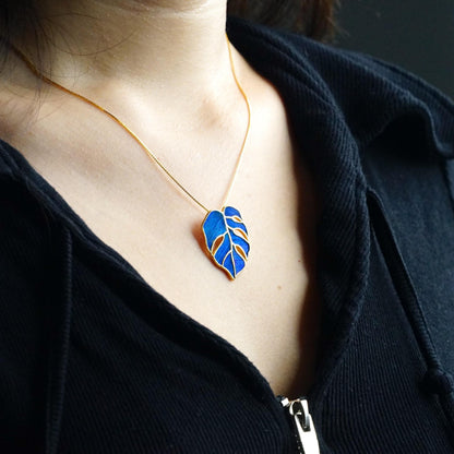 Monstera Peacock Feather Necklace