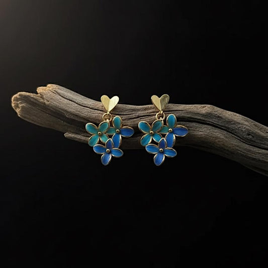 Blue Hydrangea Flower Stud Earrings, Feather Art Jewelry, Vintage Style Forget Me Not, Romantic Gold Heart Gift for Her
