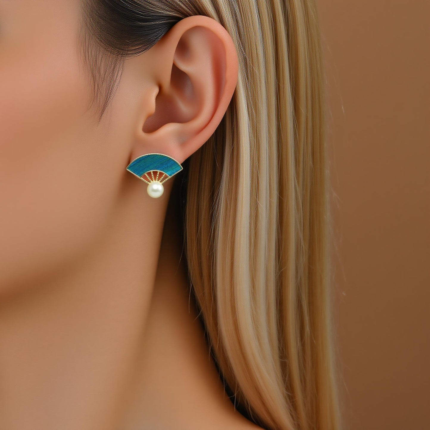 Fan Earrings with Pearl, Vintage Style Peacock Feather Jewelry, Unique Gift for Her, Customizable