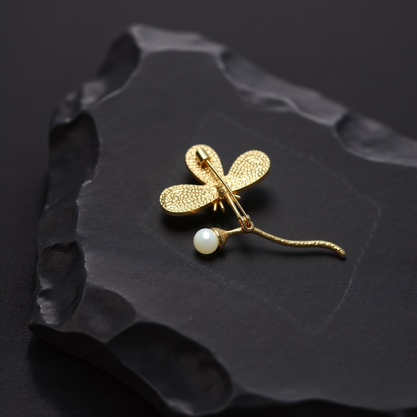 Clover Flower Brooch with Pearl, Vintage Style Peacock Feather Pin, Botanical Jewelry, Dian Cui / Tian Tsui Art