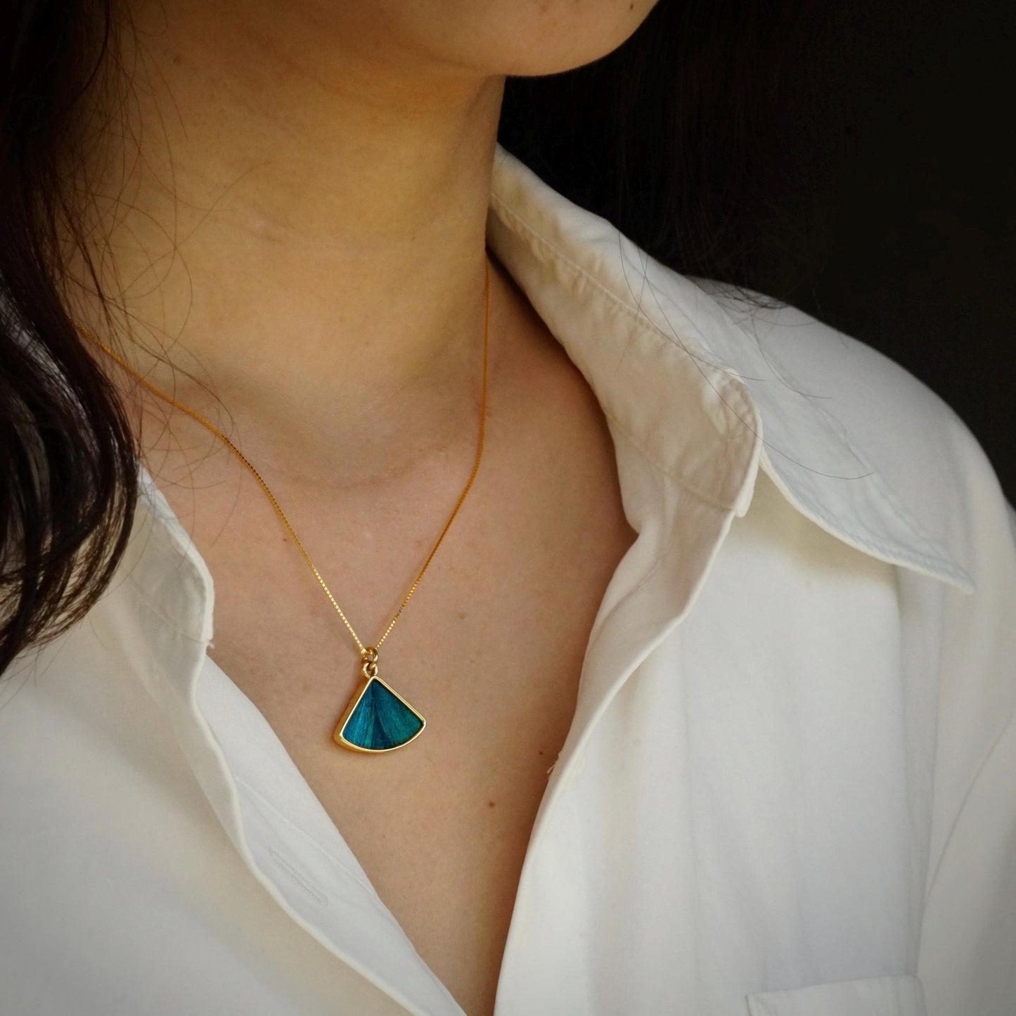 Elegant Blue Pendant, Minimalist Gold Necklace with Peacock Feather, Dainty Geometric Jewelry, Gift for Her