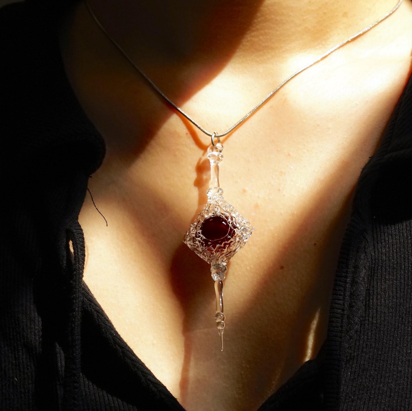 Alchemist's Crimson Stone Necklace, Handblown Glass Magic Pendant, Dark Academia Aesthetic, Gothic Sorcerer Jewelry,Unique Geek Gift