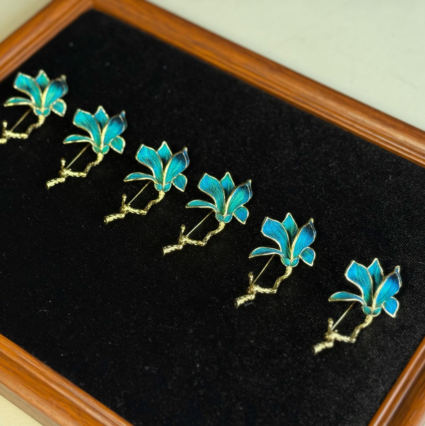 Peacock Feather Iris Brooch, Gold Flower Pin, Botanical Iris Jewelry, Blue Teal Statement Brooch, Unique Nature Inspired