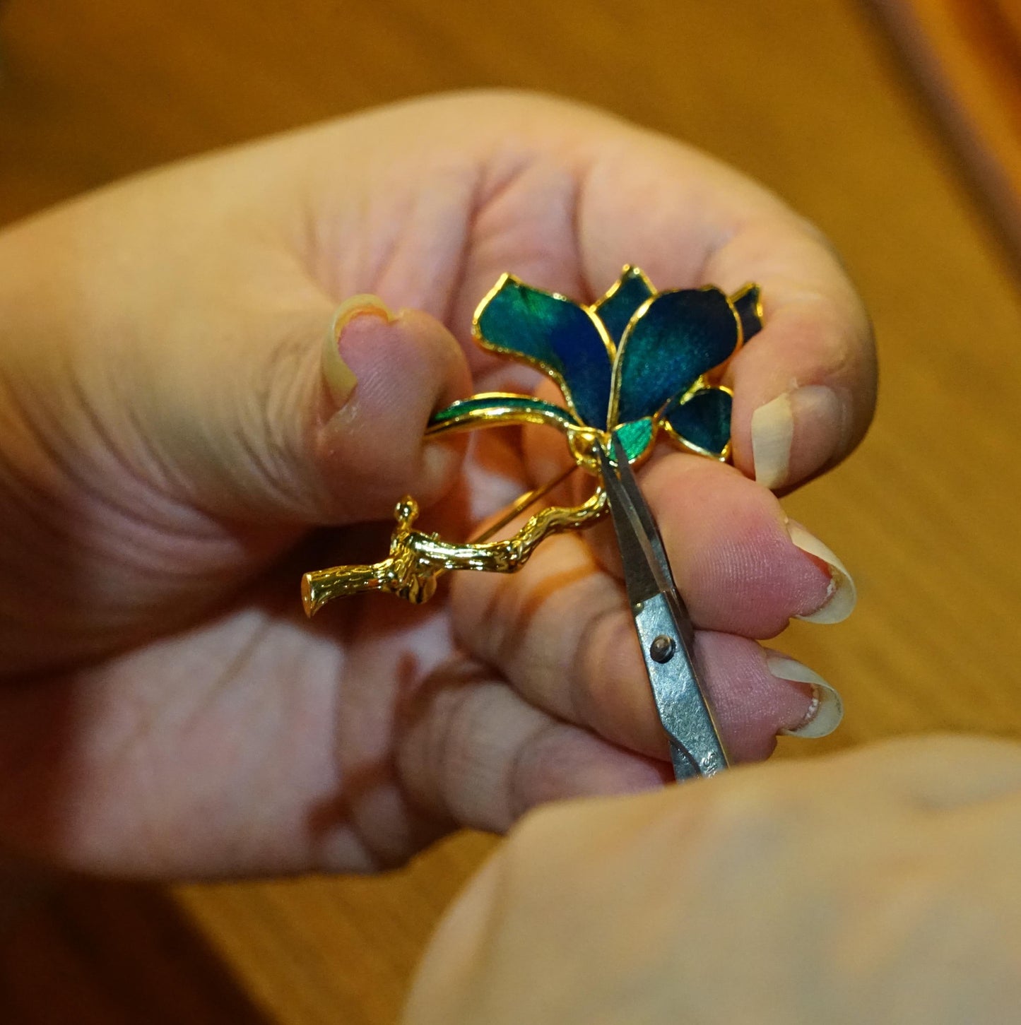 Peacock Feather Iris Brooch, Gold Flower Pin, Botanical Iris Jewelry, Blue Teal Statement Brooch, Unique Nature Inspired