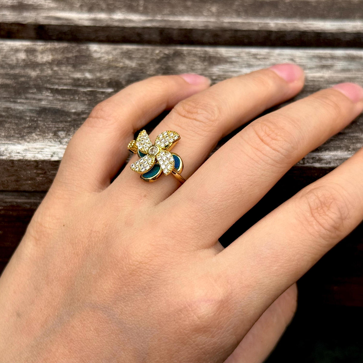 Pinwheel Spinner Ring — worn view