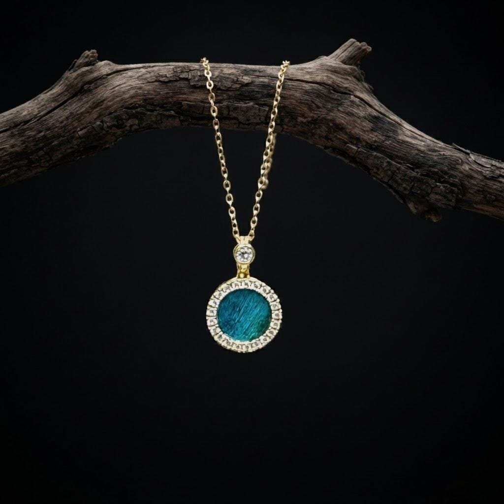 Round Spinning Necklace With  Peacock Feather