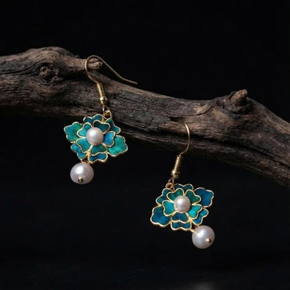 Floral Pearl Earrings