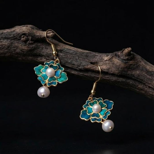 Floral Pearl Earrings