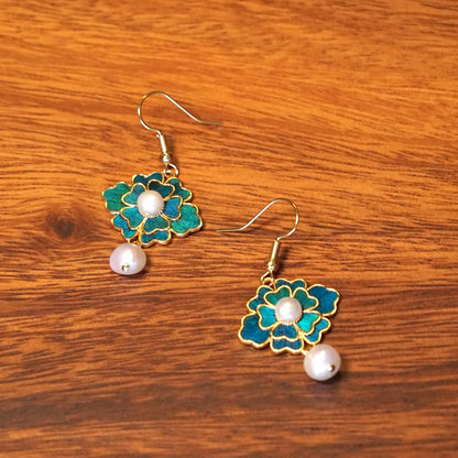 Floral Pearl Earrings