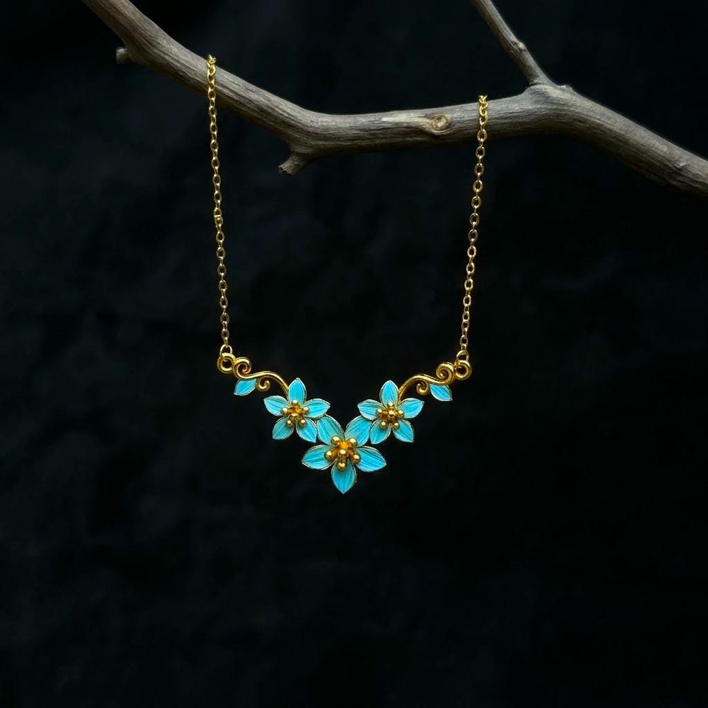 Floral Necklace With Parrot Feather