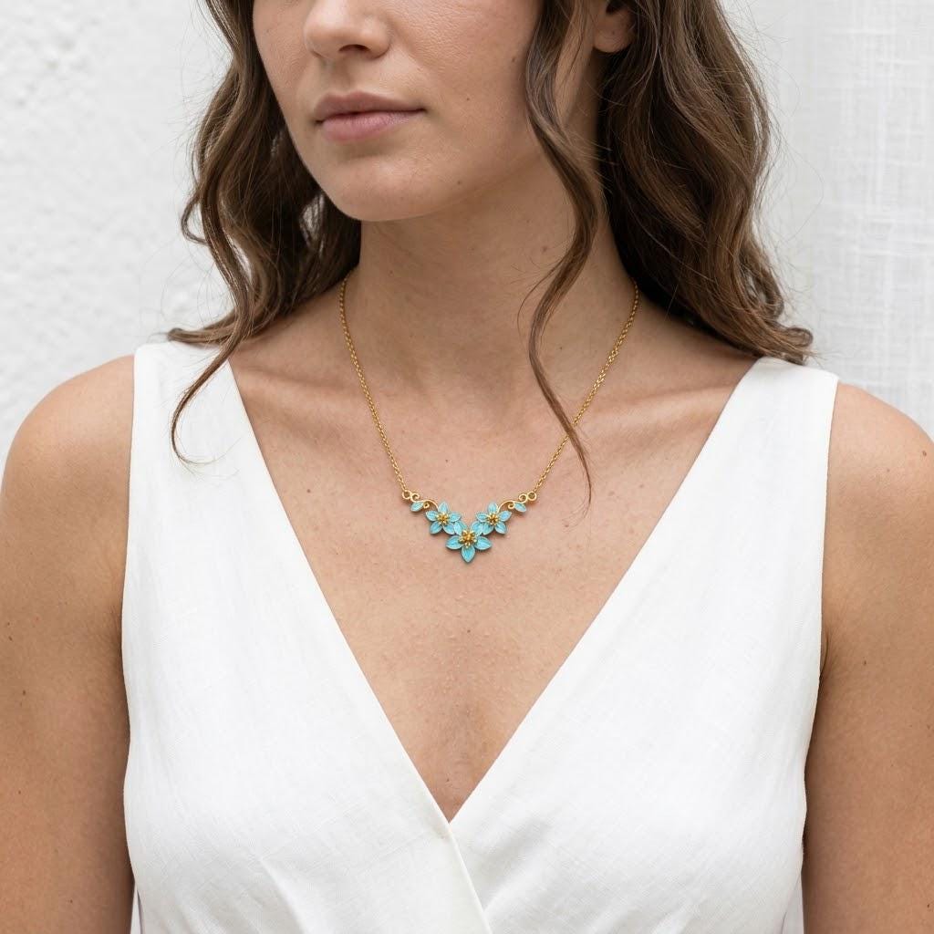 Floral Necklace With Parrot Feather
